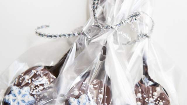 Snowflake Chocolate Spoon Gifts