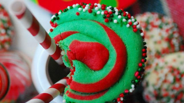 Christmas Swirl Sugar Cookies | The Domestic Rebel